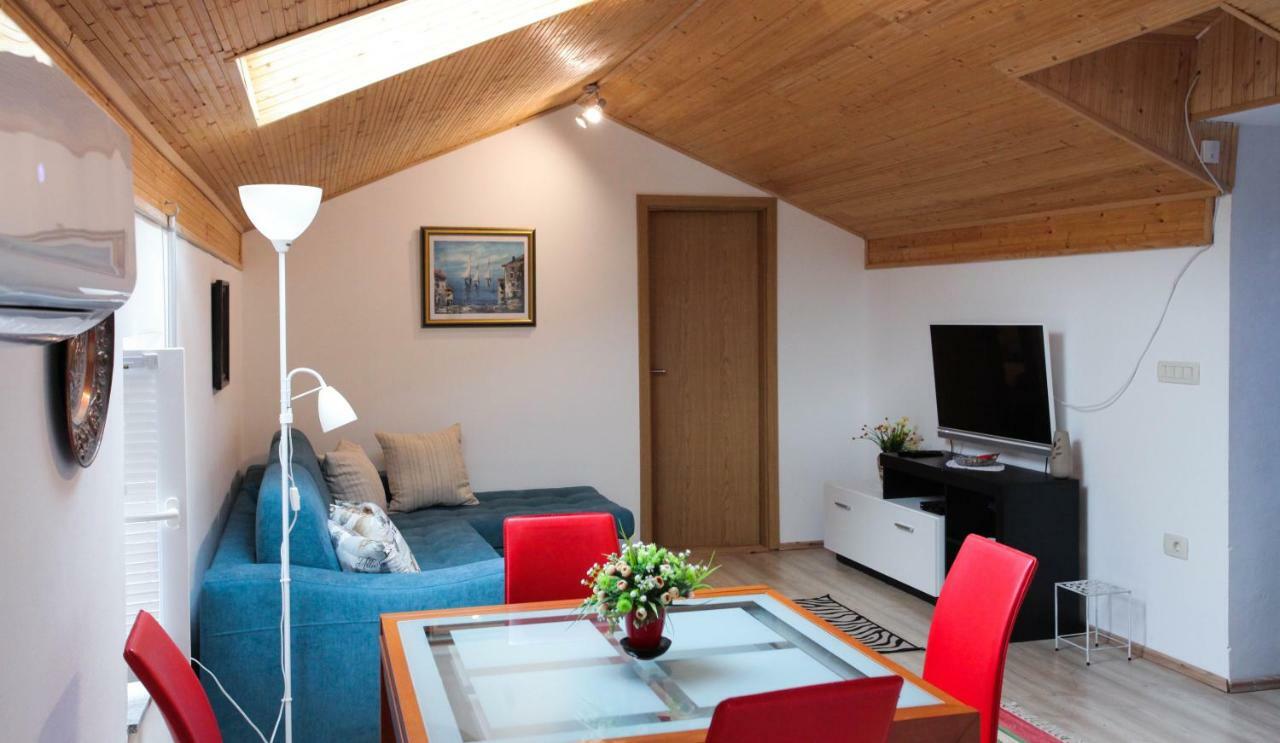 Holiday Homes Mirjana Mošćenička Draga Exterior foto